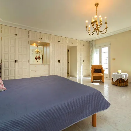 Picaflor By Interhome Hotel 4*